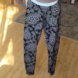 3/$30- JUST COZY- COG STYLE FLEECE LINED SIZE M-L